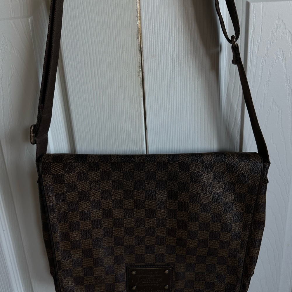 Louis Vuitton Damier Ebene Canvas Brooklyn Messenger Bag